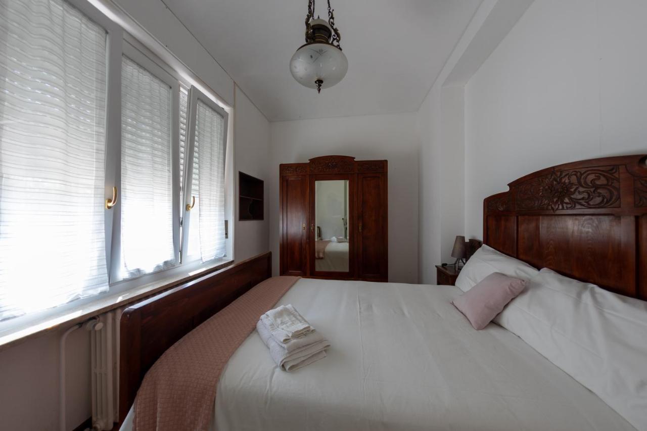 Maison Cecile Appartamento In Villa. Host Marianna Aglie Bagian luar foto